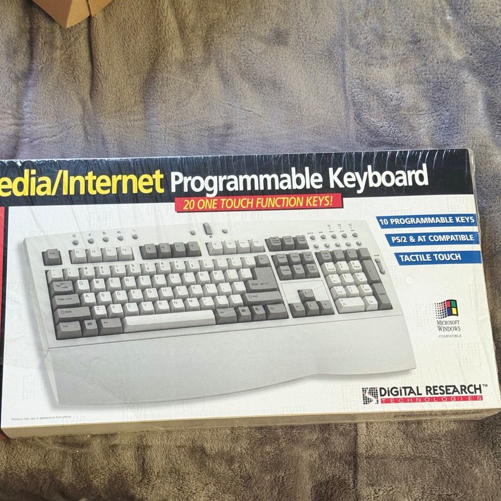 Digital Research DRKEY124 Programmable Keyboard White PS/2 AT Vintage New